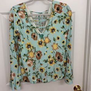 Judith March size Medium NWT long sleeve blouse. Retail $87
